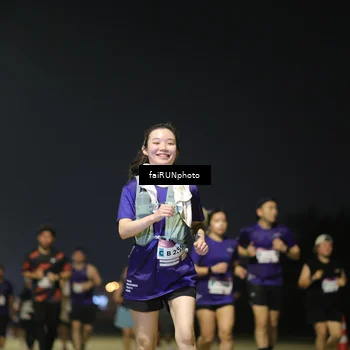 Runner Photo 7354781