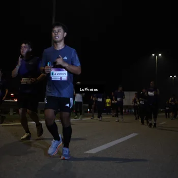 Runner Photo 7354800