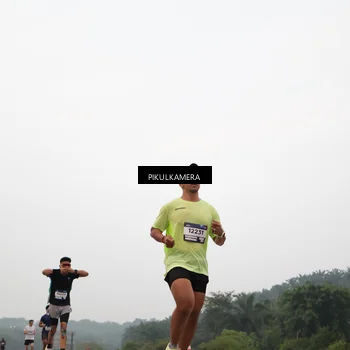 Runner Photo 7354804