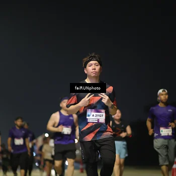 Runner Photo 7354807
