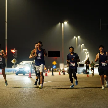 Runner Photo 7354817