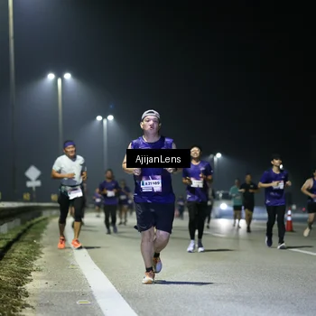 Runner Photo 7354818