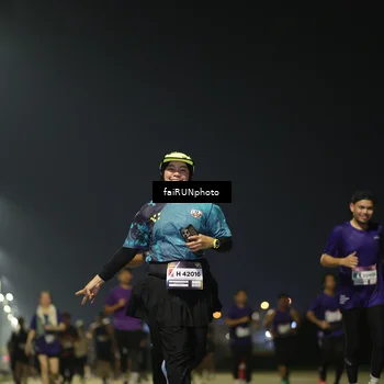 Runner Photo 7354823