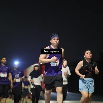 Runner Photo 7354835