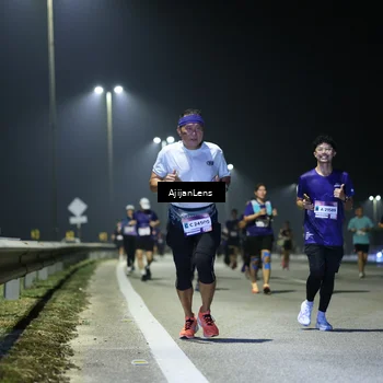 Runner Photo 7354843