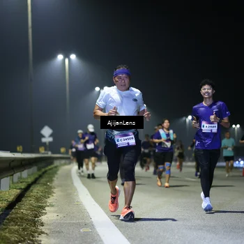 Runner Photo 7354845