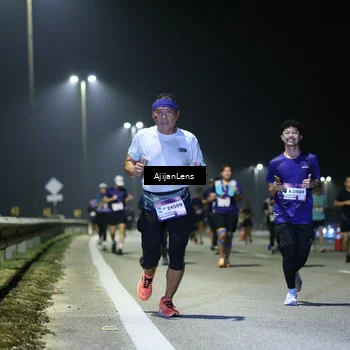 Runner Photo 7354846