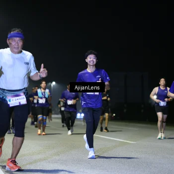 Runner Photo 7354858