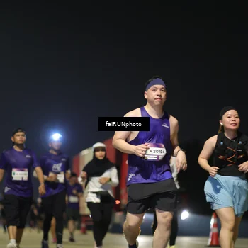 Runner Photo 7354866