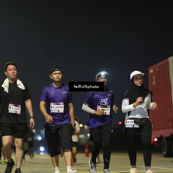 Runner Photo 7354895