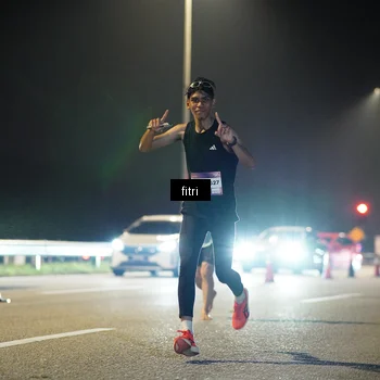 Runner Photo 7354902