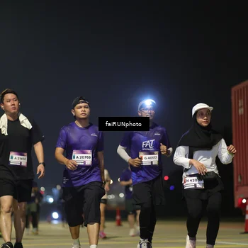 Runner Photo 7354912
