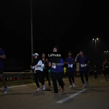 Runner Photo 7354914
