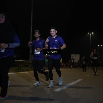 Runner Photo 7354917