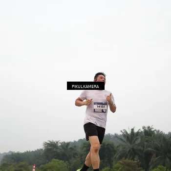 Runner Photo 7354935