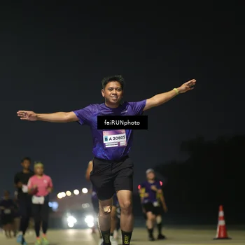 Runner Photo 7354950