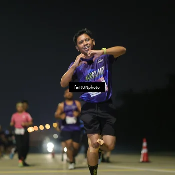 Runner Photo 7354965