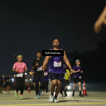 Runner Photo 7354971