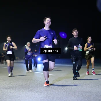 Runner Photo 7354992