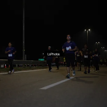 Runner Photo 7354993