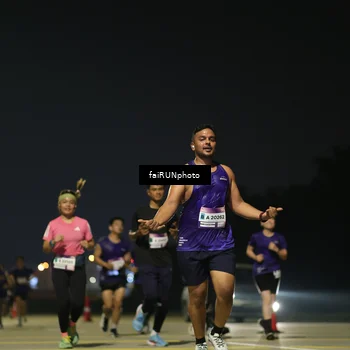 Runner Photo 7355048