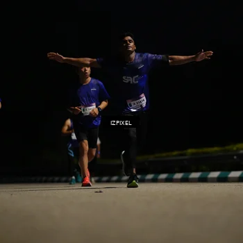 Runner Photo 7355100