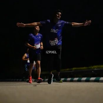 Runner Photo 7355137