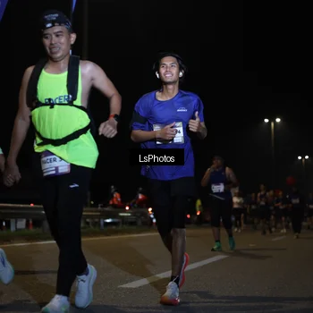 Runner Photo 7355205