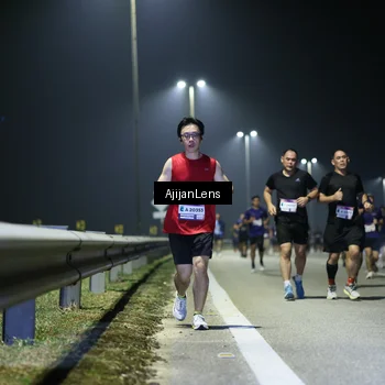 Runner Photo 7355288