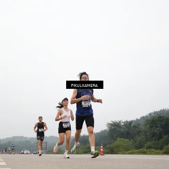 Runner Photo 7355436