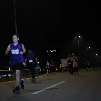 Runner Photo 7355483