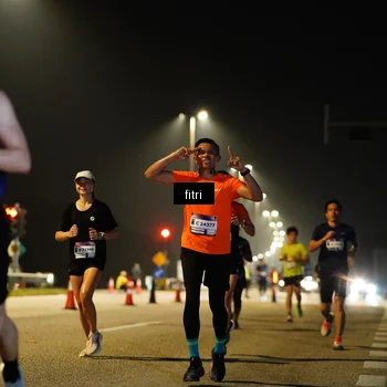 Runner Photo 7355565