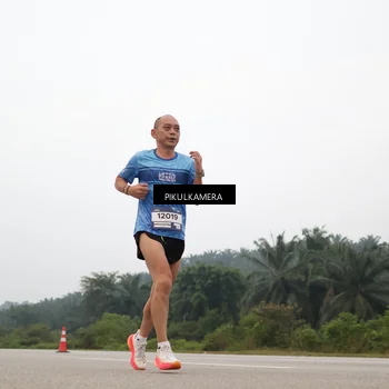 Runner Photo 7355624