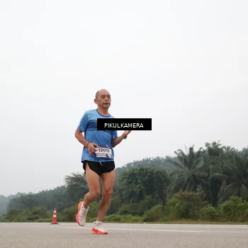 Runner Photo 7355632