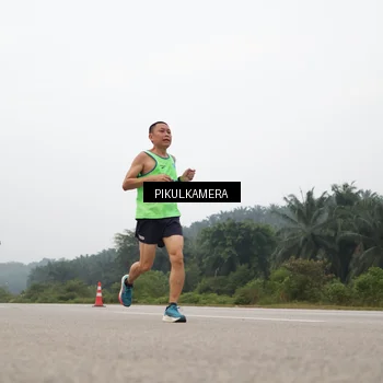 Runner Photo 7355673