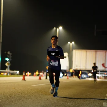 Runner Photo 7355696