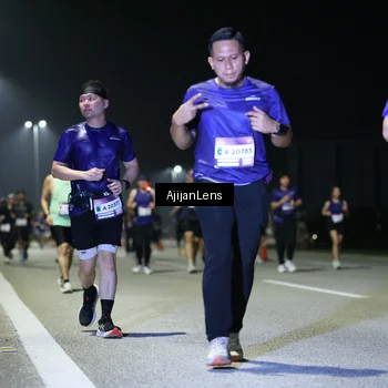 Runner Photo 7355843