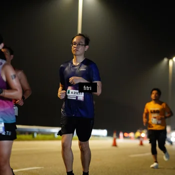 Runner Photo 7355849
