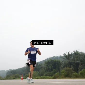 Runner Photo 7355866