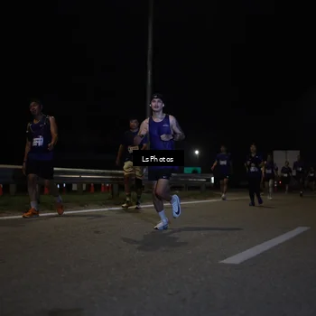 Runner Photo 7355890