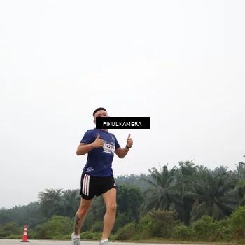Runner Photo 7355894