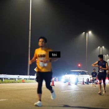 Runner Photo 7355913