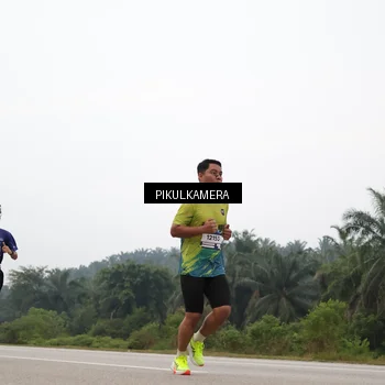 Runner Photo 7355959