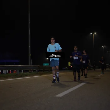 Runner Photo 7355991