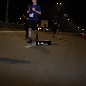 Runner Photo 7356018