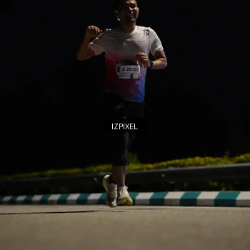 Runner Photo 7356043