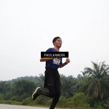 Runner Photo 7356070