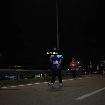 Runner Photo 7356074