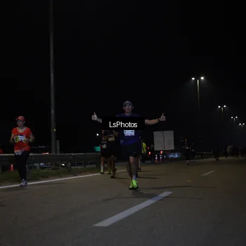Runner Photo 7356081