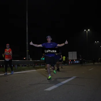 Runner Photo 7356082